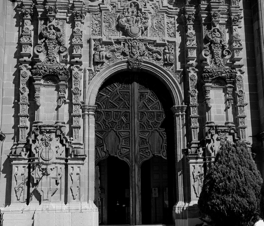 Guanajuato church doors